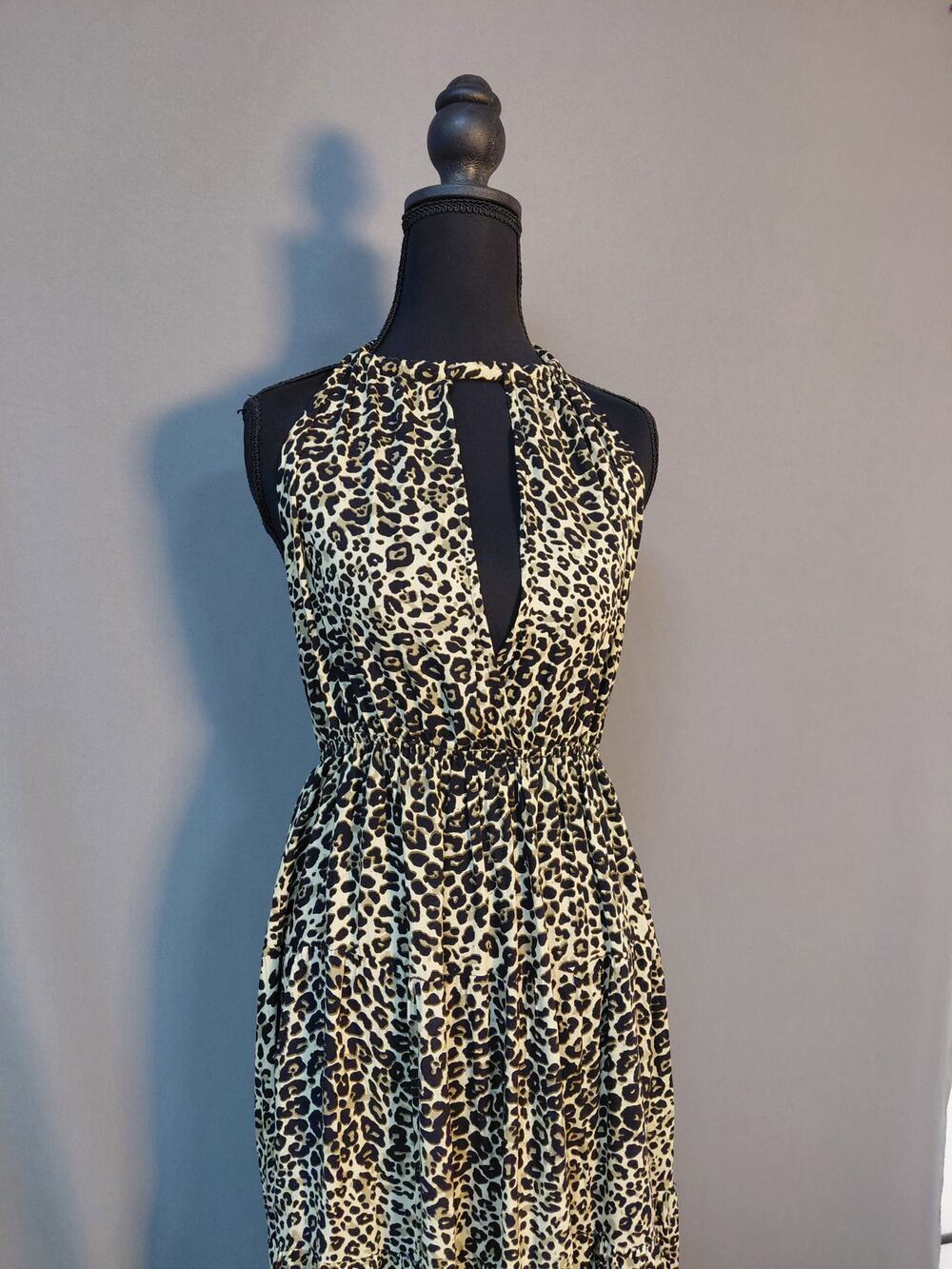 NWT WILLIAM B Leopard Print Halter Maxi Dress Animal Print Rayon Size M